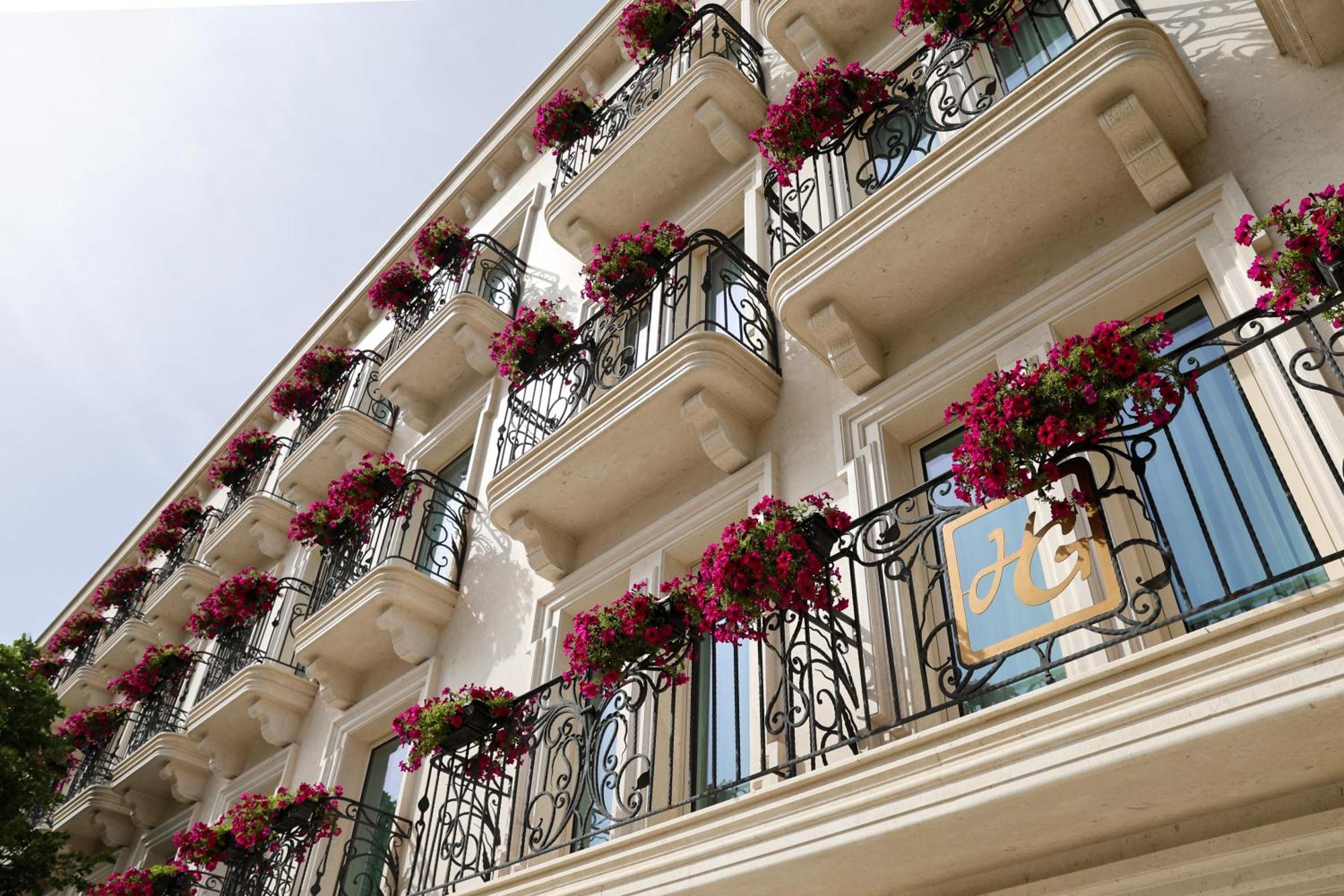 Hotel Plaza Берат Экстерьер фото